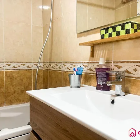 Piscina, Gym/squash Y Playa *